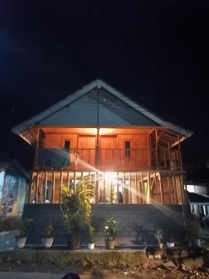 Jaya Homestay Tetebatu Extérieur photo